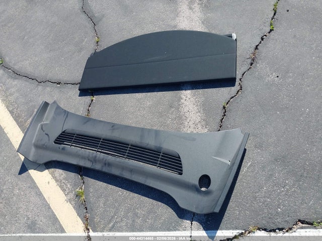 7SAYGDEE3SF303744 Tesla Model Y Long Range Dual Motor All-wheel Drive
