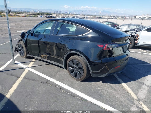 7SAYGDEE3SF303744 Tesla Model Y Long Range Dual Motor All-wheel Drive
