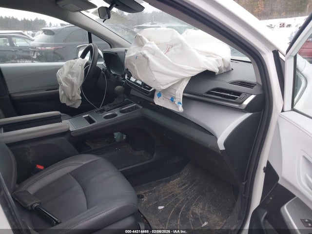 Продаж на аукціоні авто 2025 Toyota Sienna Le, vin: 5TDKRKEC6SS239310, номер лоту: 44314468