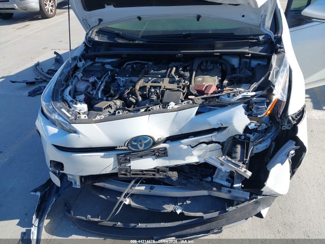 JTDKAMFU9N3174887 Toyota Prius L