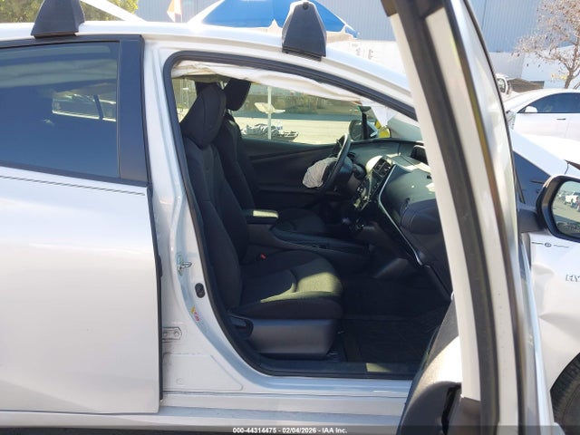 JTDKAMFU9N3174887 Toyota Prius L