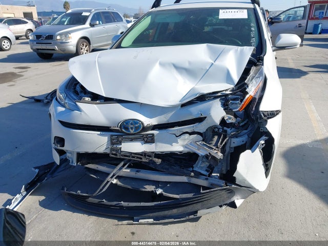 JTDKAMFU9N3174887 Toyota Prius L