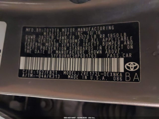 5YFBURHE5HP601763 Toyota COROLLA LE