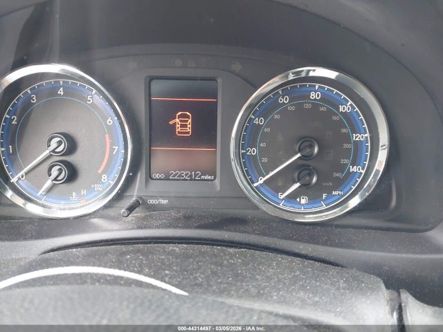 5YFBURHE5HP601763 Toyota COROLLA LE