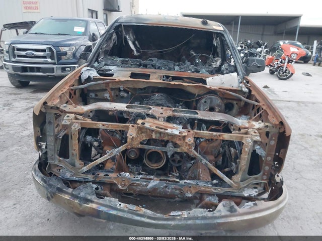 1GCRCREC8FZ204541 Chevrolet Silverado 1500 1lt