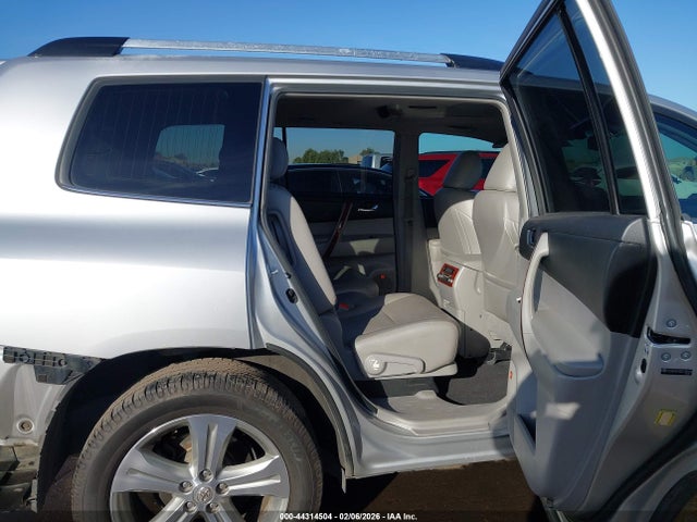 Auction sale of the 2013 Toyota Highlander Limited V6, vin: 5TDYK3EH1DS139148, lot number: 44314504