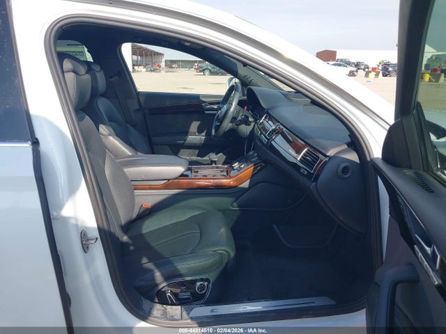 2016 AUDI A8 L WAU34AFD6GN015470 Photo 4