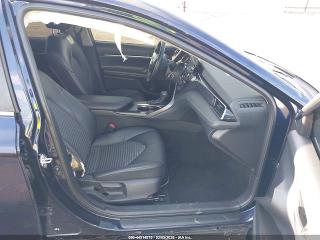 4T1G11AK8NU695020 Toyota CAMRY SE