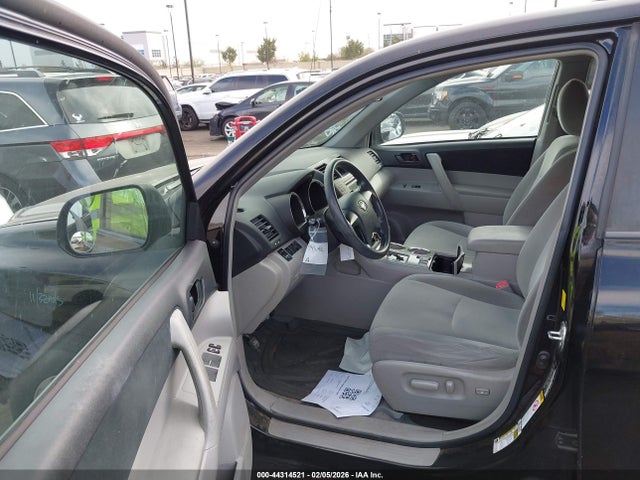2010 TOYOTA HIGHLANDER 5TDZK3EH4AS019117 Photo 4