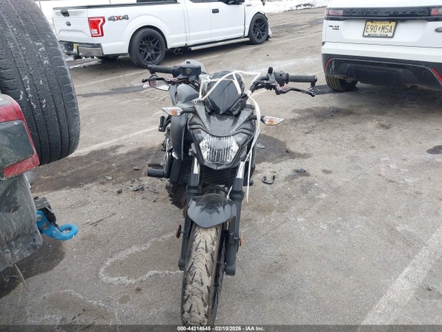 JKAEREH13KDA42757 Kawasaki Er650 H