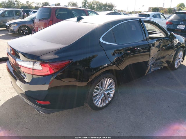 JTHBK1GG7G2213052 Lexus ES 350