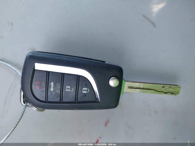 5YFB4MDE4RP151632 Toyota COROLLA LE