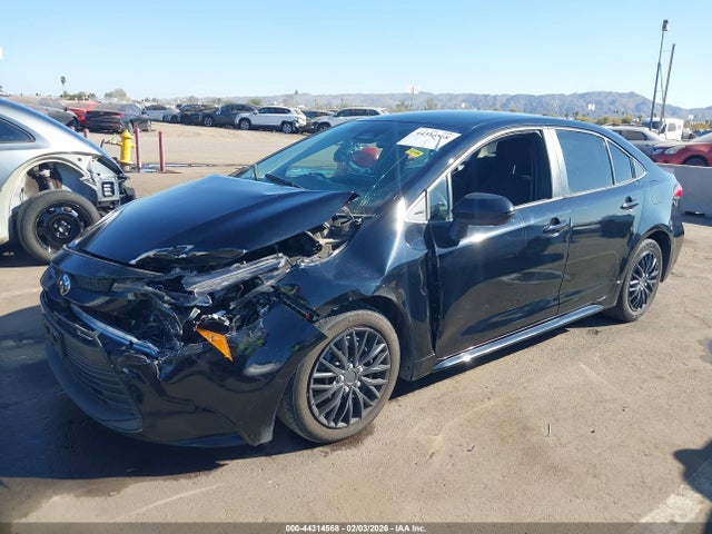 5YFB4MDE4RP151632 Toyota COROLLA LE