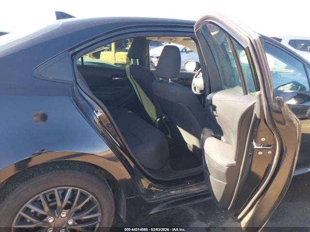 5YFB4MDE4RP151632 Toyota COROLLA LE