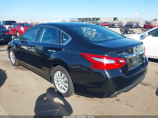 1N4AL3AP0HC183327 Nissan Altima 2.5 S