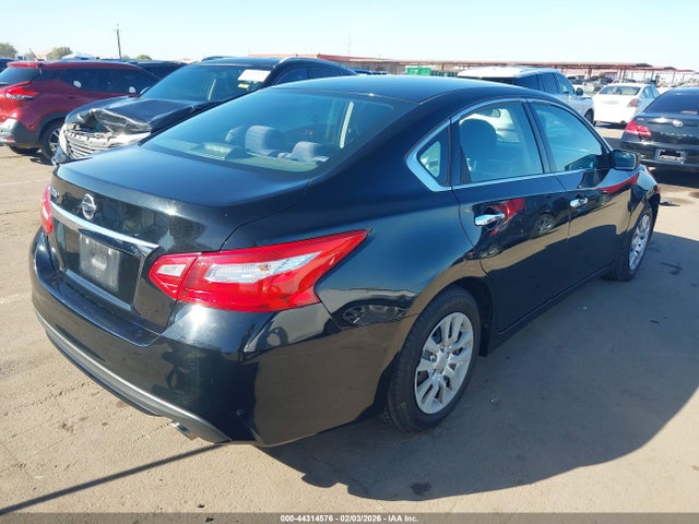 1N4AL3AP0HC183327 Nissan Altima 2.5 S