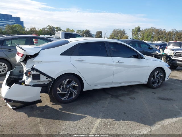 KMHLM4DG5SU985581 Hyundai Elantra Sel Sport