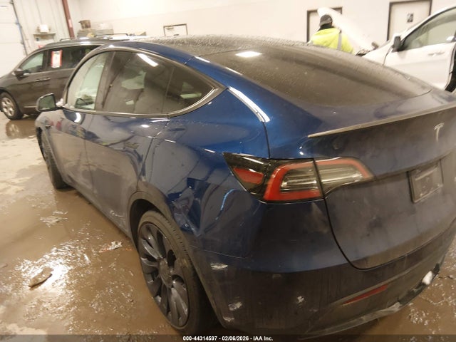 7SAYGDEF1RA275832 Tesla Model Y Performance Dual Motor All-wheel Drive