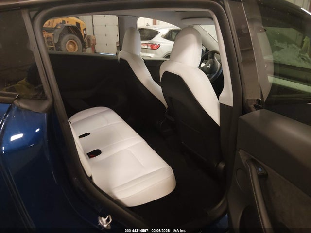 7SAYGDEF1RA275832 Tesla Model Y Performance Dual Motor All-wheel Drive