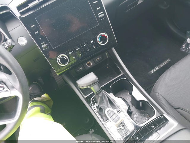 5NMJBCAE5NH128297 Hyundai TUCSON SEL