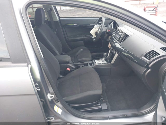 2016 MITSUBISHI LANCER JA32U2FU4GU003147 Photo 4