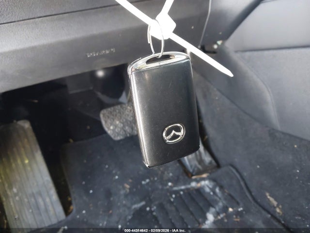 44314642 :رقم المزاد ، 3MVDMBBM1PM560603 vin ، 2023 Mazda Cx-30 2.5 S Select مزاد بيع