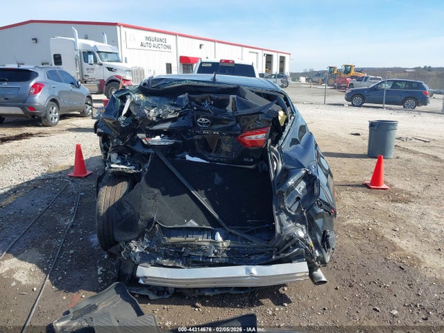 Toyota CAMRY XLE 2020 4T1F11AK0LU895267 Image 16