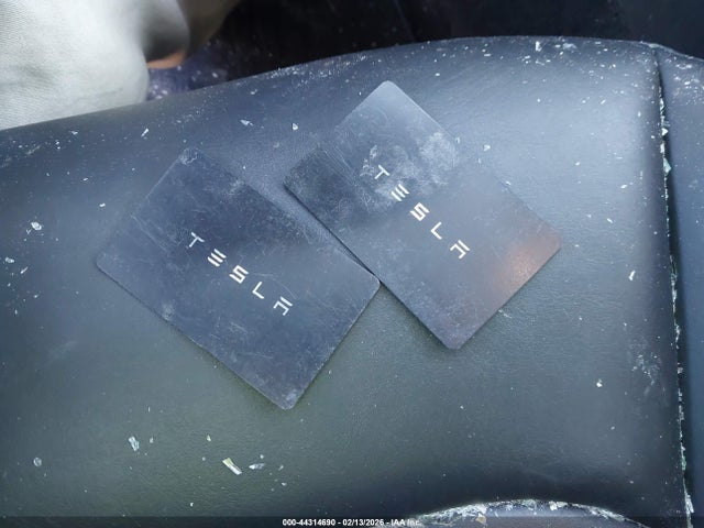 2024 TESLA MODEL Y 7SAYGAEE9RF018989 Photo 10