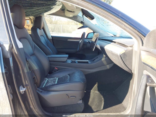 2024 TESLA MODEL Y 7SAYGAEE9RF018989 Photo 4