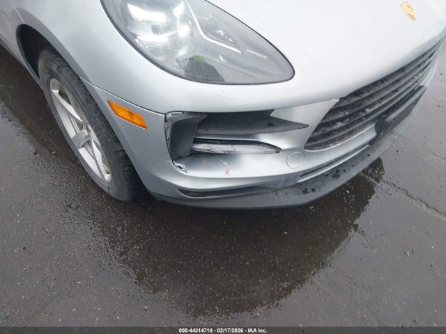 44314718 :رقم المزاد ، WP1AA2A53LLB13367 vin ، 2020 Porsche Macan مزاد بيع