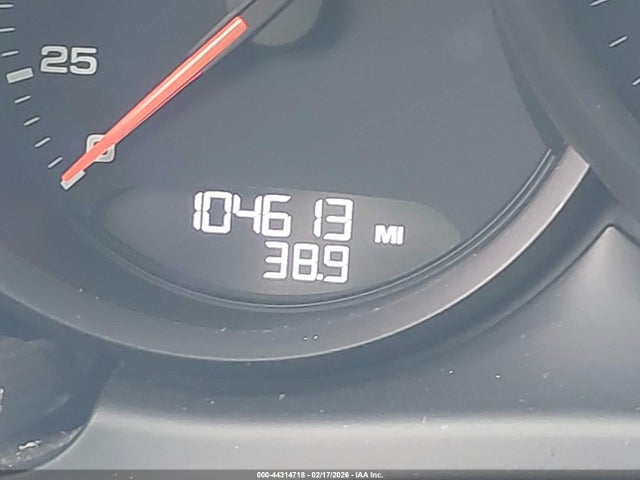 44314718 :رقم المزاد ، WP1AA2A53LLB13367 vin ، 2020 Porsche Macan مزاد بيع