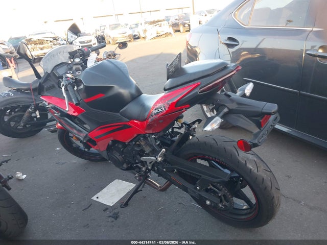 Kawasaki EX500 2024 ML5EXGG18RDA12036 Image 13