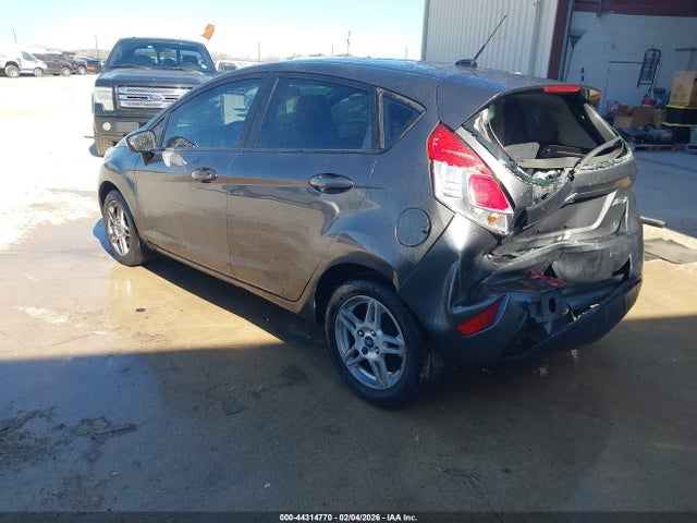 Ford FIESTA SE 2018 3FADP4EJ7JM129220 Image 3