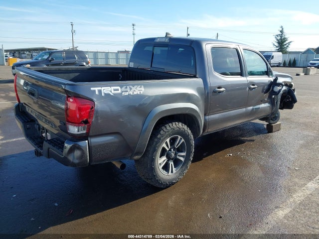 5TFCZ5ANXJX144478 Toyota Tacoma Trd Sport