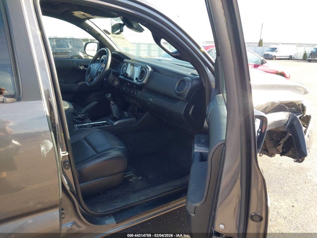 5TFCZ5ANXJX144478 Toyota Tacoma Trd Sport