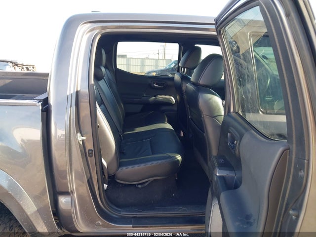 5TFCZ5ANXJX144478 Toyota Tacoma Trd Sport