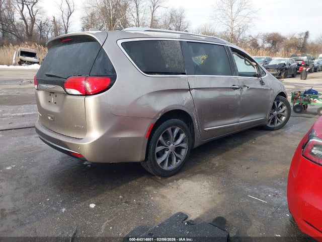 44314801 :رقم المزاد ، 2C4RC1GG3HR559681 vin ، 2017 Chrysler Pacifica Limited مزاد بيع