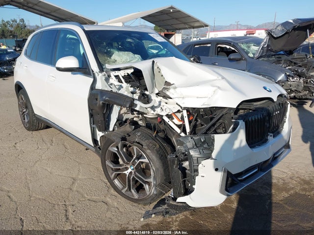2024 BMW X5 5UX13EU06R9V97715