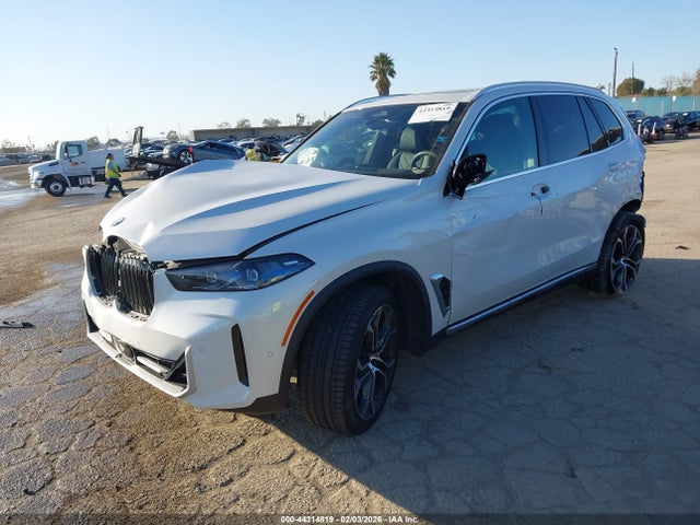 2024 BMW X5 5UX13EU06R9V97715 Photo 1
