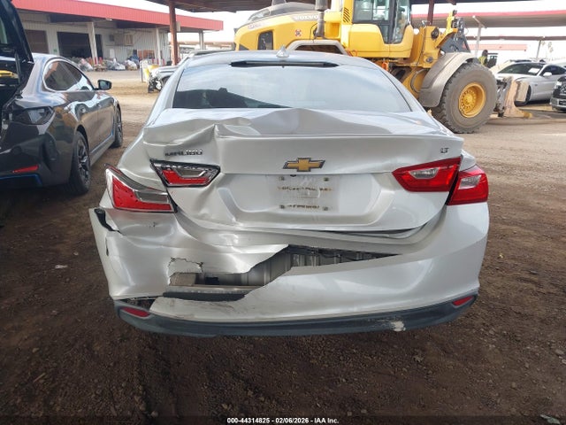 1G1ZE5ST0HF229339 Chevrolet MALIBU 1LT