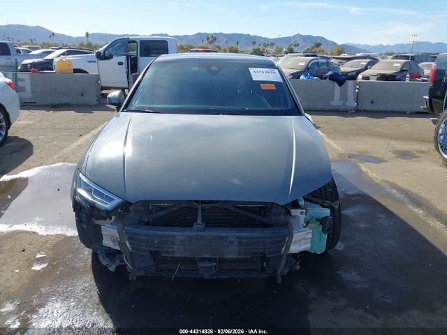 Продаж на аукціоні авто 2020 Audi A3 Premium Plus 45 Tfsi S Line Quattro S Tronic, vin: WAUJEGFF2LA103281, номер лоту: 44314828