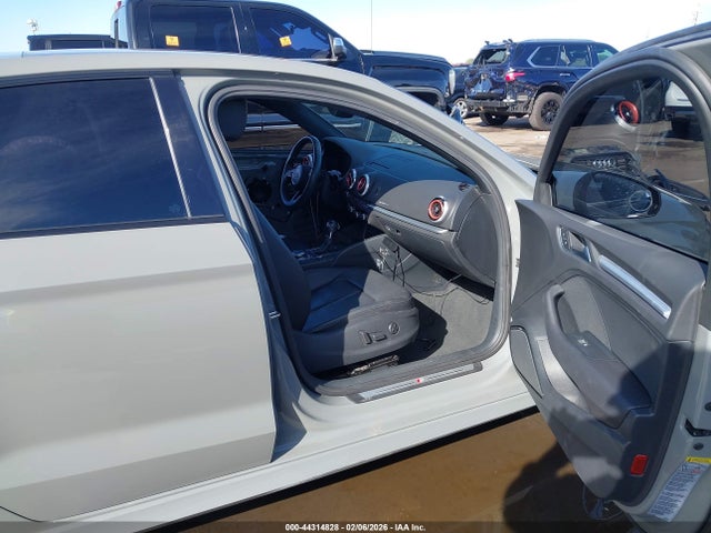 Продаж на аукціоні авто 2020 Audi A3 Premium Plus 45 Tfsi S Line Quattro S Tronic, vin: WAUJEGFF2LA103281, номер лоту: 44314828