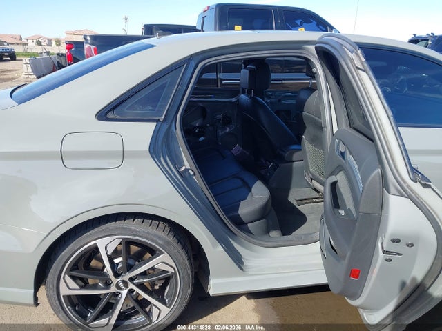 Продаж на аукціоні авто 2020 Audi A3 Premium Plus 45 Tfsi S Line Quattro S Tronic, vin: WAUJEGFF2LA103281, номер лоту: 44314828