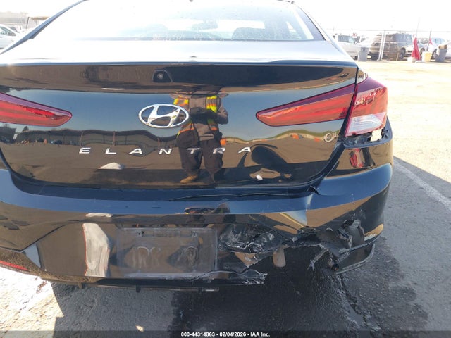 5NPD84LFXLH542859 Hyundai ELANTRA SEL