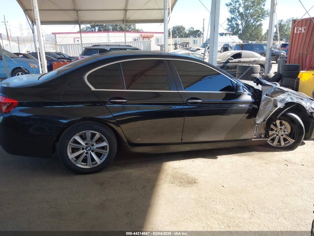 44314867 :رقم المزاد ، WBA5A5C58GG352071 vin ، 2016 Bmw 528i مزاد بيع