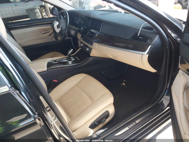 44314867 :رقم المزاد ، WBA5A5C58GG352071 vin ، 2016 Bmw 528i مزاد بيع