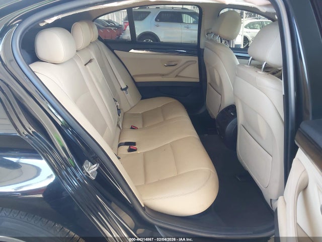 44314867 :رقم المزاد ، WBA5A5C58GG352071 vin ، 2016 Bmw 528i مزاد بيع
