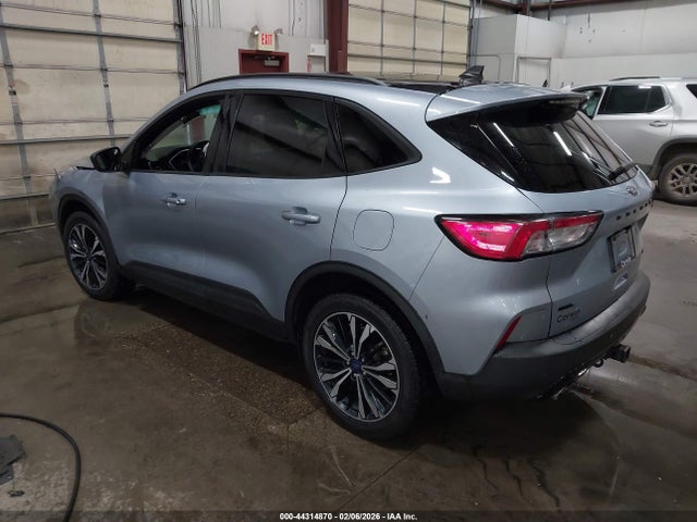 1FMCU9H90NUB60495 Ford ESCAPE SEL