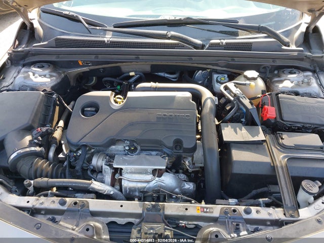1G1ZD5STXNF136407 Chevrolet Malibu Fwd Lt