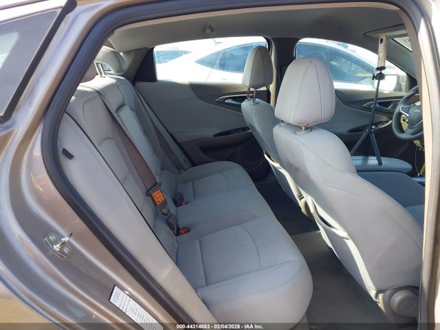 1G1ZD5STXNF136407 Chevrolet Malibu Fwd Lt